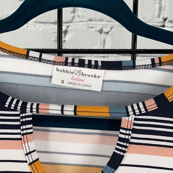 Brand new Bobbie Brooks long sleeve tee S - Picture 2 of 3